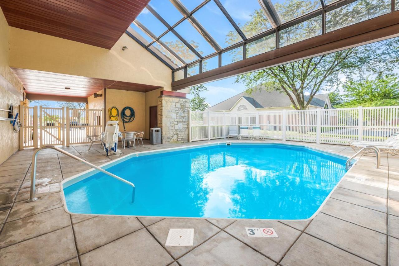 Red Roof Inn Columbus - Гров Сити Экстерьер фото