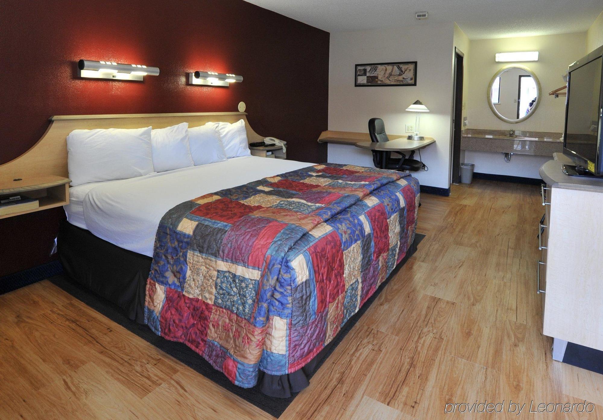Red Roof Inn Columbus - Гров Сити Экстерьер фото